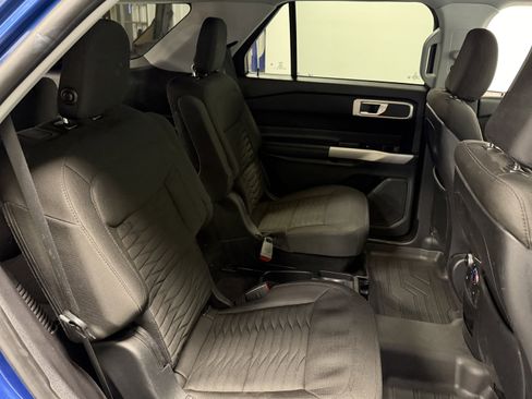 Used 2020 Ford Explorer XLT w/ Comfort Package image 25