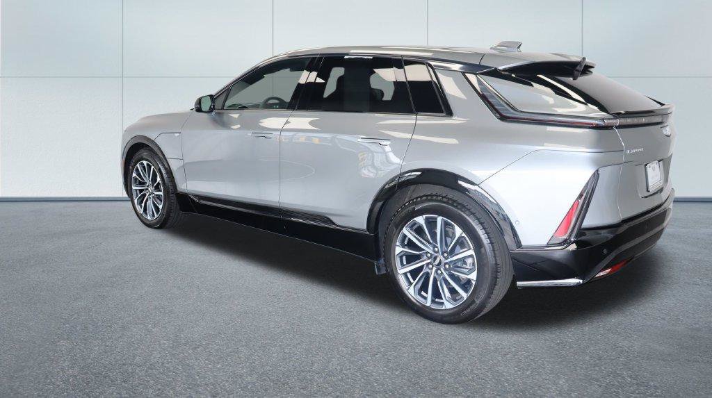 Certified 2024 Cadillac Lyriq Sport AWD/4WD image 4