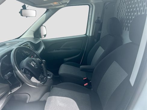 Used 2021 RAM ProMaster City Tradesman SLT FWD image 21