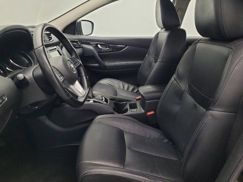 Used 2022 Nissan Rogue Sport SL image 17