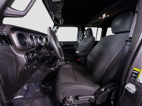 Used 2023 Jeep Wrangler Unlimited w/ Cold Weather Group image 22