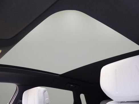 New 2026 Cadillac Lyriq Sport RWD image 30