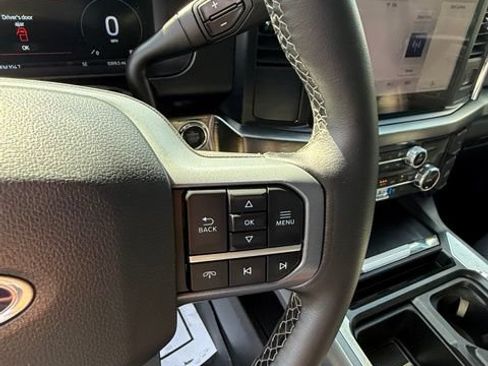 Used 2025 Ford F250 Lariat w/ Chrome Package AWD/4WD image 14