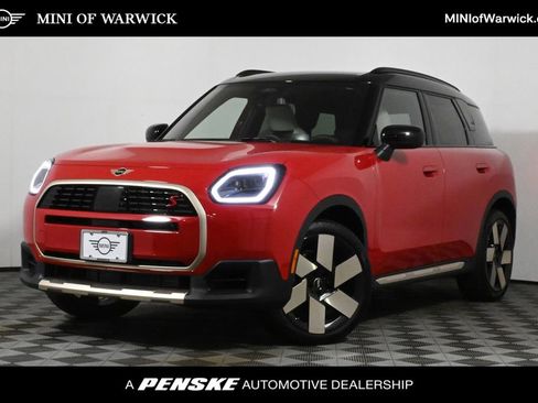 Certified 2025 MINI Cooper Countryman S image 1
