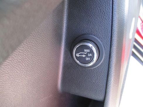 Certified 2023 Chevrolet Traverse RS w/ LPO, Floor Liner Package image 14