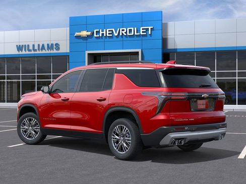 New 2026 Chevrolet Traverse LT w/ Driver Confidence Package AWD/4WD image 3