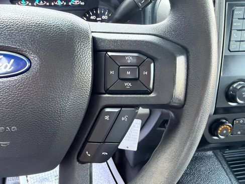 Used 2022 Ford F250 XL w/ Power Equipment Group AWD/4WD image 16
