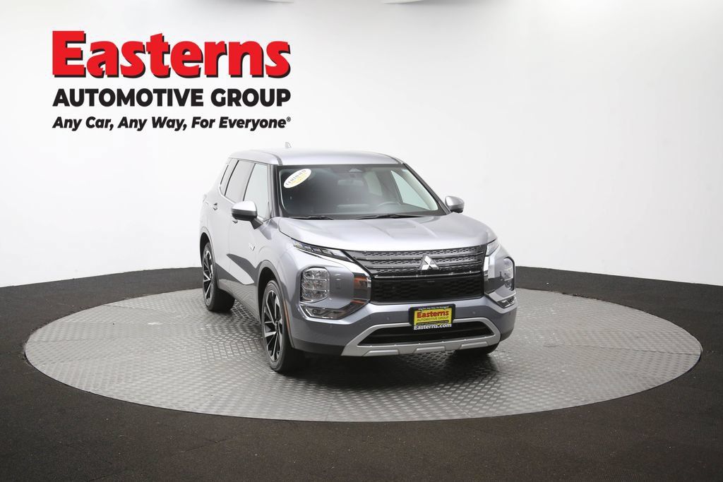 Used 2023 Mitsubishi Outlander SE AWD/4WD image 53