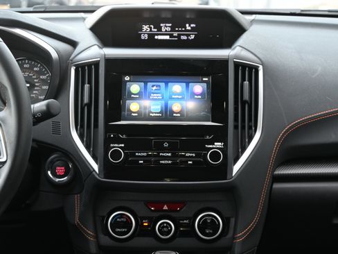 Used 2023 Subaru Crosstrek 2.0i Premium w/ Popular Package #3 image 32