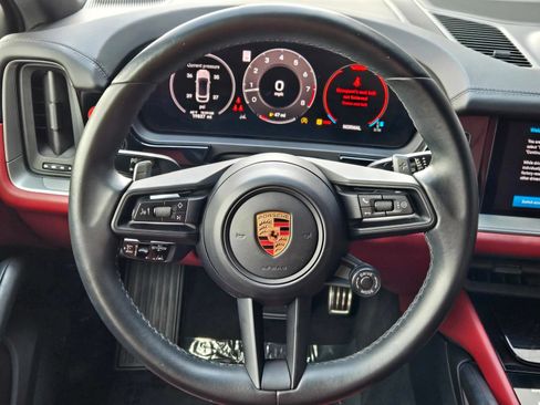 Certified 2024 Porsche Cayenne S AWD/4WD image 15