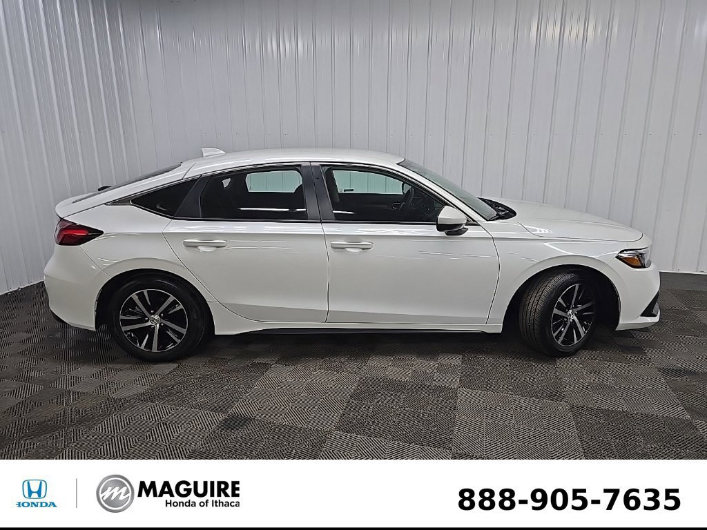 Used 2023 Honda Civic LX image 2