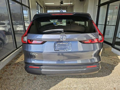 Used 2023 Honda CR-V EX-L image 3