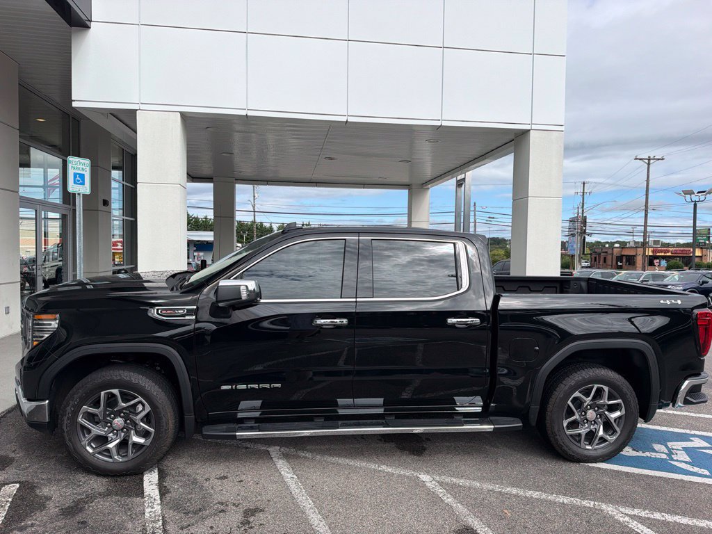 Used 2026 GMC Sierra 1500 SLT w/ SLT Premium Plus Package AWD/4WD image 2