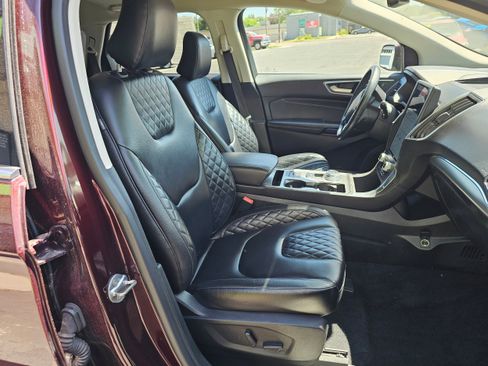 Used 2023 Ford Edge Titanium image 18