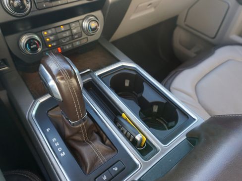 Used 2019 Ford F150 Limited image 25