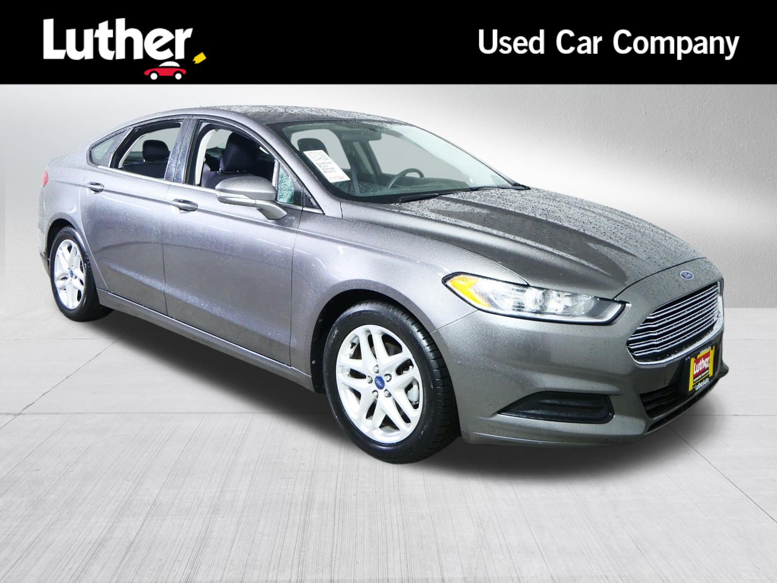 Used 2013 Ford Fusion SE FWD image 1