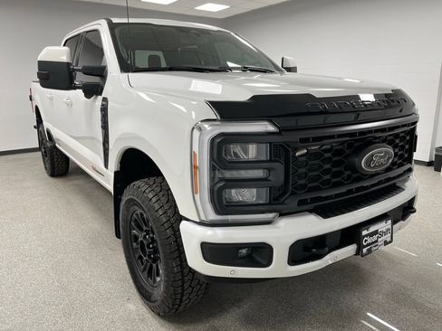 Used 2023 Ford F350 Lariat w/ Lariat Ultimate Package AWD/4WD image 2