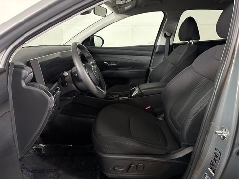 Used 2025 Hyundai Tucson SEL FWD image 16