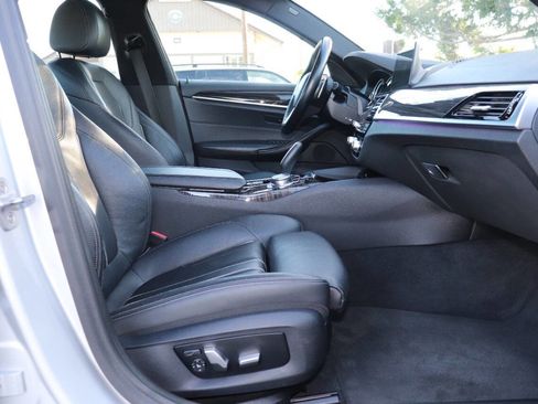 Used 2017 BMW 530i image 20