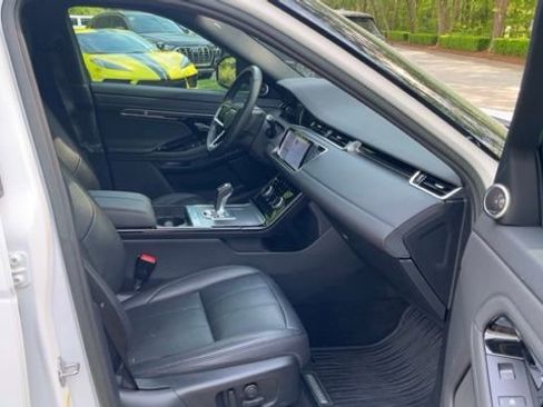Used 2023 Land Rover Range Rover Evoque SE image 11