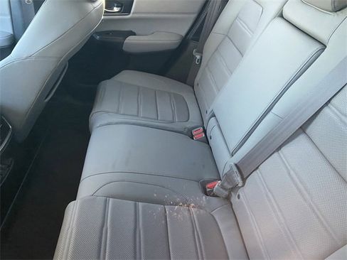 Used 2022 Honda CR-V Touring image 11