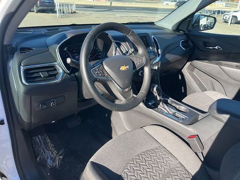 Used 2023 Chevrolet Equinox LT image 16