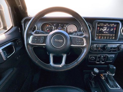 Certified 2023 Jeep Wrangler Sahara w/ Cold Weather Group image 11