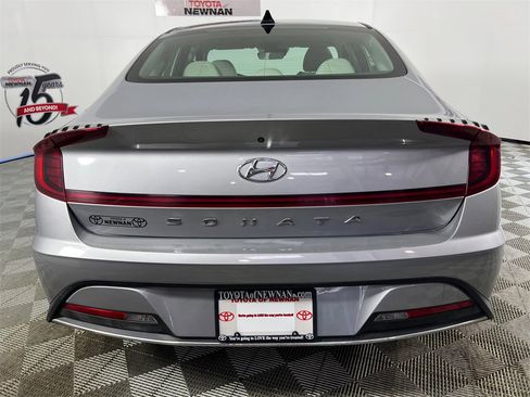 Used 2023 Hyundai Sonata SE image 4