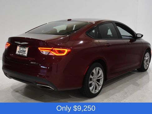 Used 2015 Chrysler 200 S FWD image 4