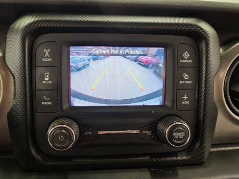 Used 2020 Jeep Wrangler Unlimited Sport S AWD/4WD image 16