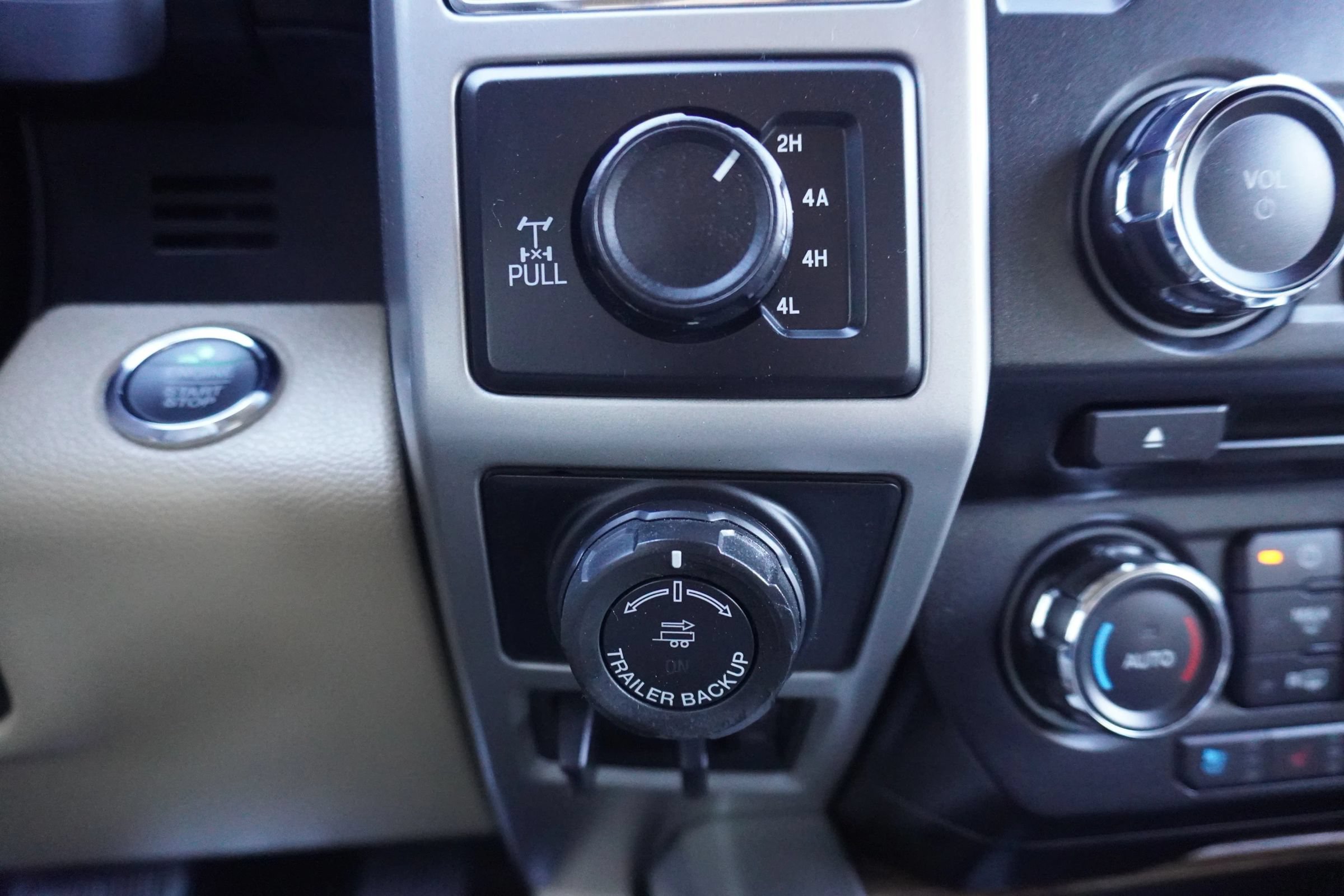 Used 2018 Ford F150 Lariat AWD/4WD image 16
