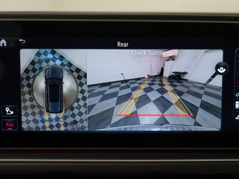 Used 2024 Mercedes-Benz Maybach GLS 600 4MATIC image 38