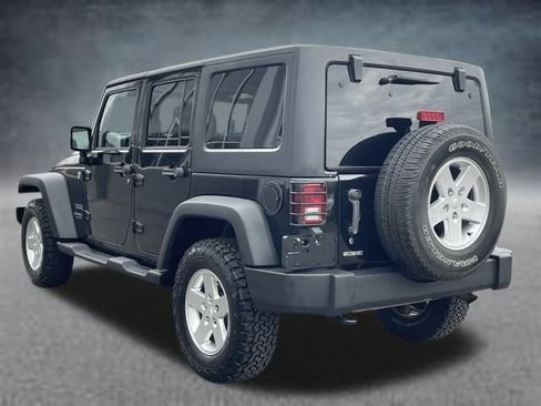 Used 2011 Jeep Wrangler Unlimited Sport image 17