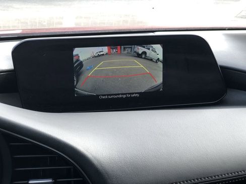 Used 2021 MAZDA MAZDA3 s image 19