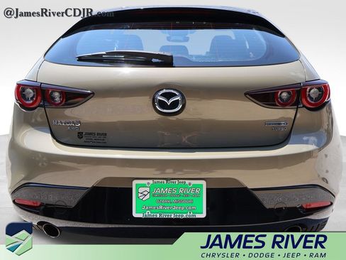 Used 2024 MAZDA MAZDA3 s AWD/4WD image 3