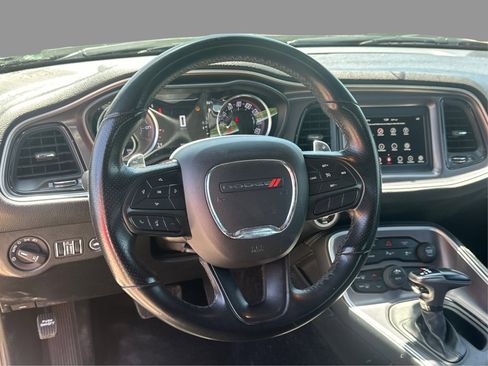 Used 2022 Dodge Challenger GT AWD/4WD image 34
