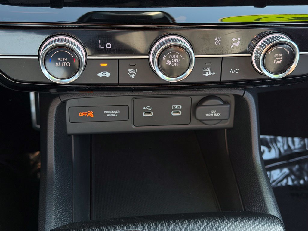 Used 2025 Honda Civic Sport image 27