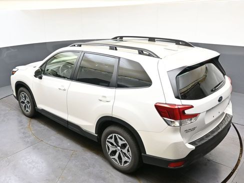 Certified 2023 Subaru Forester Premium image 50