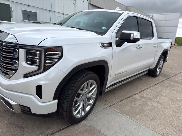 Used 2023 GMC Sierra 1500 Denali AWD/4WD image 24