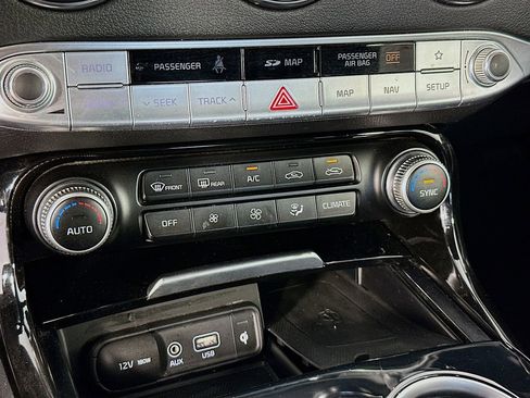 Used 2020 Kia Stinger GT-Line w/ Sun & Sound Package image 16