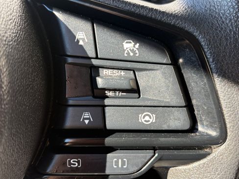 Used 2024 Subaru Crosstrek 2.0i Premium AWD/4WD image 18