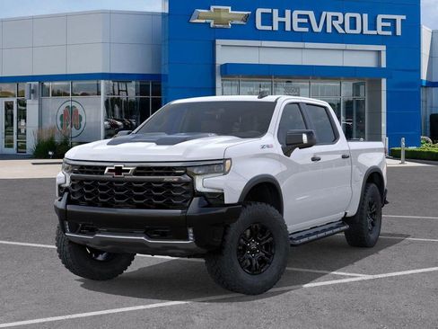 New 2026 Chevrolet Silverado 1500 ZR2 image 6