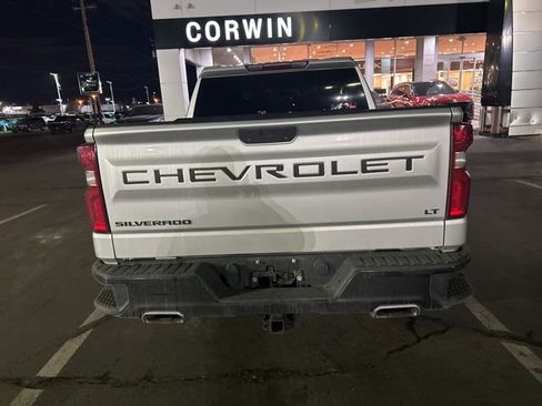 Used 2021 Chevrolet Silverado 1500 LT Trail Boss w/ Bed Protection Package image 17