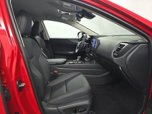 Used 2025 Lexus NX 250 FWD image 3