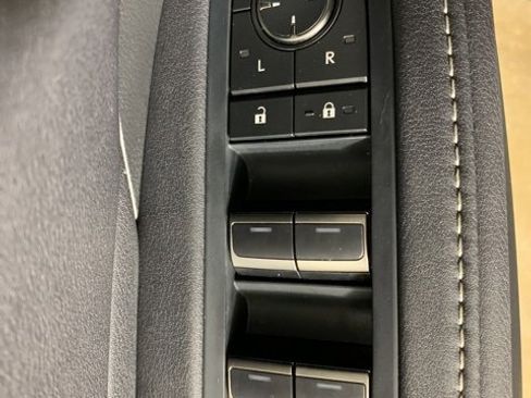 Used 2024 Lexus TX 350 AWD image 18