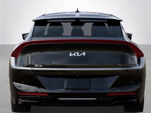 New 2025 Kia EV6 Wind image 13