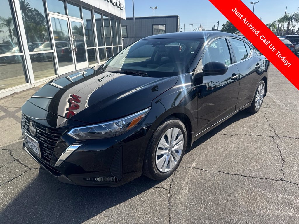 Used 2025 Nissan Sentra S FWD 360° Tour