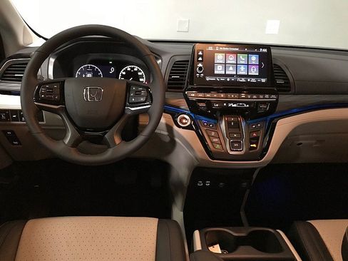 Used 2026 Honda Odyssey Elite image 20