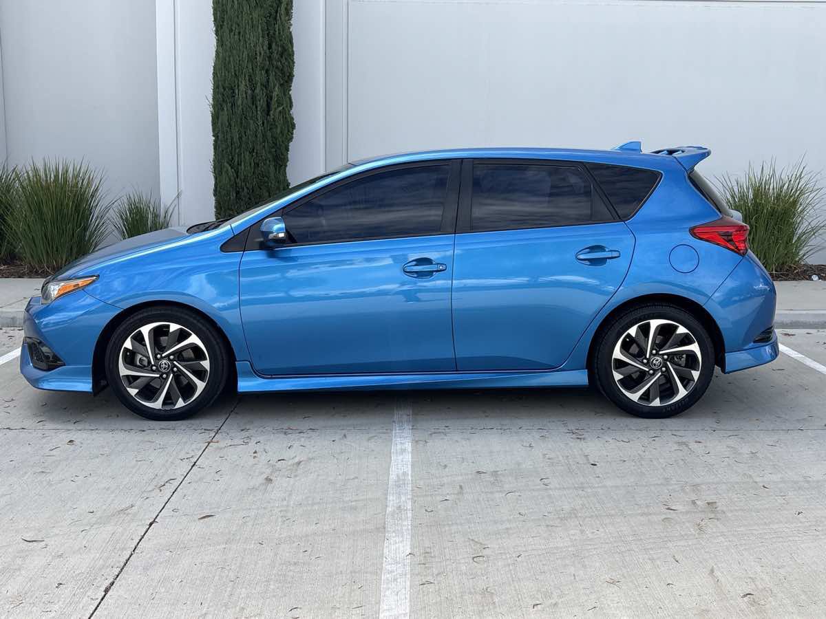 Used 2017 Toyota Corolla iM w/ Carpet Mat Package FWD image 6