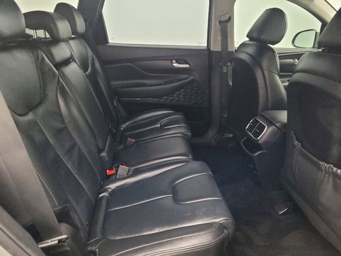 Used 2020 Hyundai Santa Fe SE FWD image 19